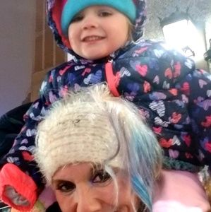 Meet your Posher, Kim